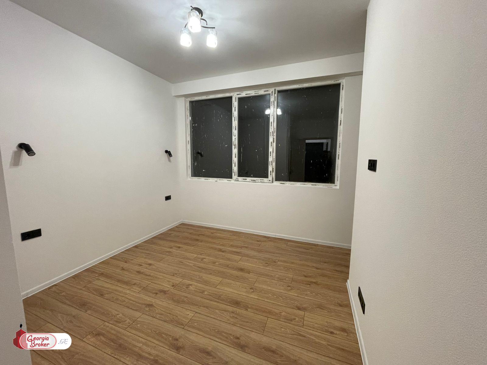 nearly repaired 3-room apartment for sale